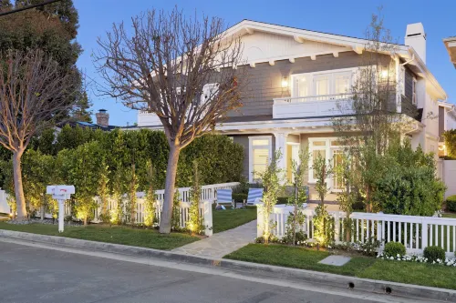 Crystal Cove by AvantStay Gorgeous Charming Newport Home