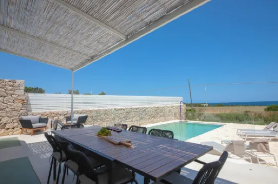 TD Villa Grecale Modern Luxury Villa with Sea ...