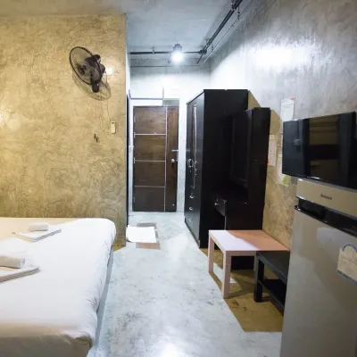 Stay Mayb Chiang Mai Hotel dekat Stadion 700 Tahun Chiang Mai