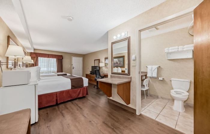 Stony Plain Inn & Suites