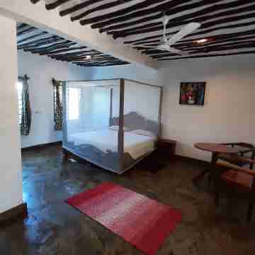 Black Pearl - Luxury Villa with Private Pool - Near Beach Rooms