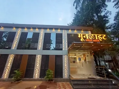 Hotel Moon Lite Residency - Marve Road Malad West Hotels near Manori Beach