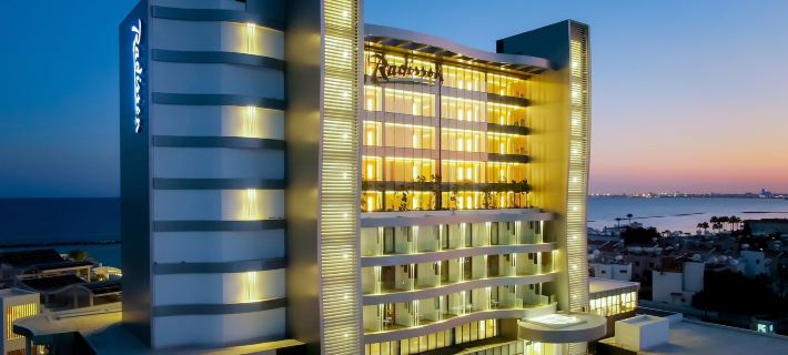 ราดิสัน บีช รีสอร์ท ลาร์นากา โรงแรมในลาร์นากา