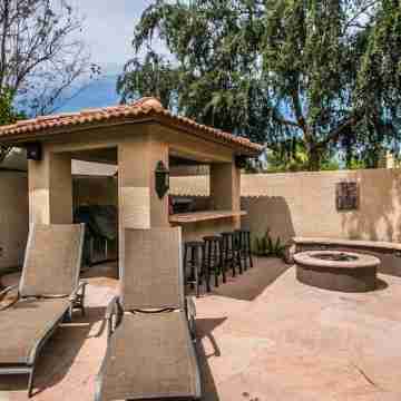 Luxury Scottsdale Home W/Pool and Hot Tub! Hotel Exterior