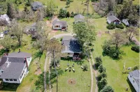 Pine Cottages Hotels near Ross Lane Beach, Prince Edward Island National Park