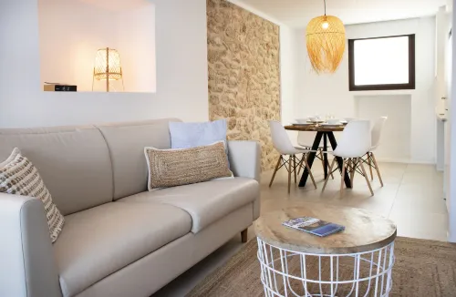 Aparthotel la Gaviota - Condos