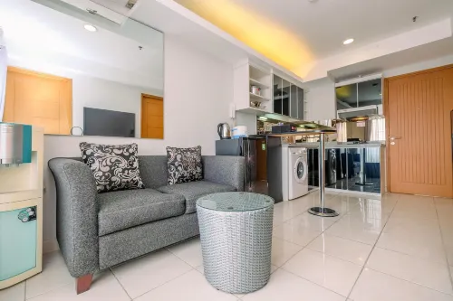 Fancy and Nice 2Br at Cinere Bellevue Apartment - 3-Sterne