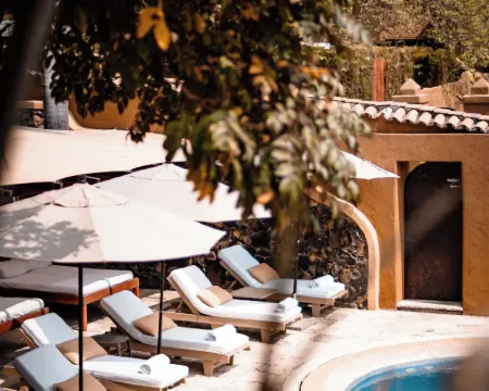 ホスタル デ ラ ルス テポストランのホテル