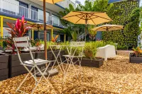 Up Midtown Hotels near Wynwood