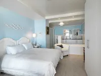 Surferscorner Self Catering Apartments Hotels in Muizenberg