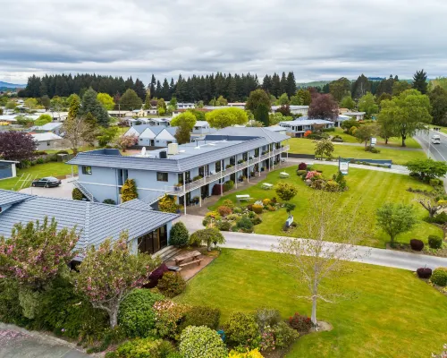 Lakeside Motel & Apartments Hotels in Te Anau