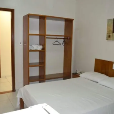 Ipê Guaru Hotel