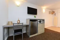 Inn at Jericho Hotels in Hicksville