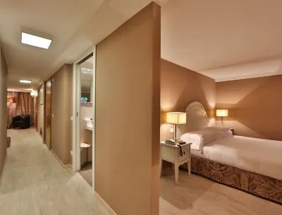 Hotel Canon d'Oro Hotels near Giardino comunale