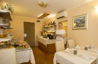 Royal Suites