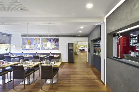 Hotel City Krone Отели рядом с достопримечательностью «Бодензе»