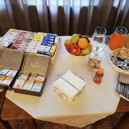 Home Hotel