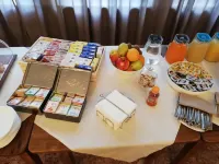 Home Hotel - servizio colazione