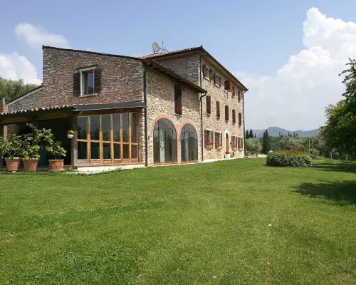 Costa degli Ulivi Hotels in Fumane