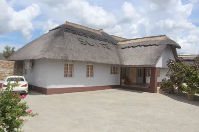 Pelican Lodge and Camping Hotel a 