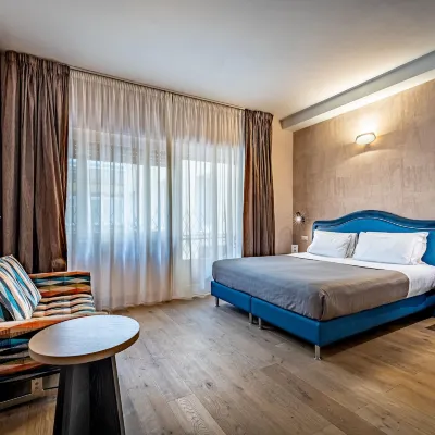 ฟลอเรนซ์ โอลด์บริดจ์ โรงแรมใกล้ถนน Via Maggio