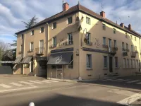 Hostellerie du Val d'Or Hôtels à : Fontaines