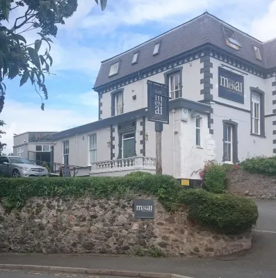 The Menai Hotel and Bar Hotels in der Nähe von Plas Cadnant Hidden Gardens