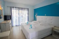 Must Boutique Hotel & Restaurant - balcony