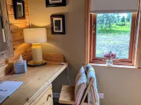 Cosy Wood Cabin in Rural Area Near National Park Hotels in Cumnock