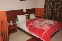 Liza Hôtel โรงแรมใน