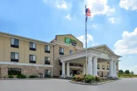 Holiday Inn Express & Suites Greenfield Hotels near Garden Center at The Home Depot