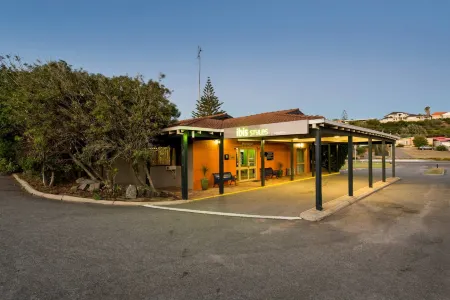 Ibis Styles Geraldton Отели в г. Махометс Флэтс