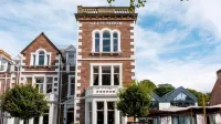 Glen Mhor Hotel at Uile-Bheist 'Brewstillery' Hoteles en Inverness