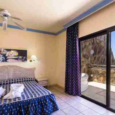 Apartamentos BlueBay Beach Club Rooms