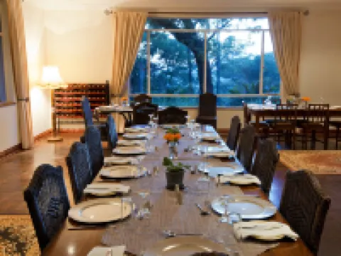 Bushman Rock Safaris โรงแรมในGoromonzi