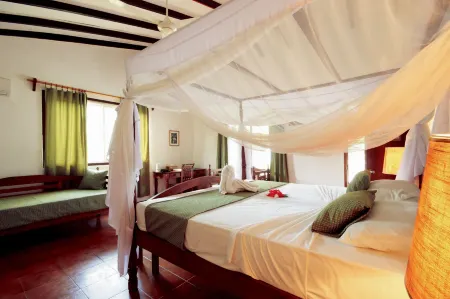 Hotel Cote d'or Lodge Отели рядом с достопримечательностью «Прален»