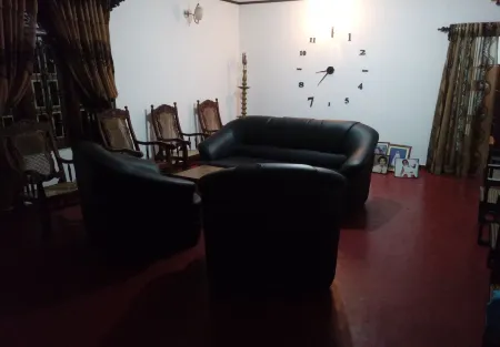 Edna Home Stay Отели рядом с достопримечательностью «Sea Turtle Conservation Project»