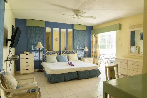 Hipstrip Beach Studio - Airport Shuttle