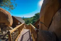 Amadwala Lodge Hotels in Roodepoort