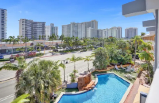 皇家海灘宮殿酒店