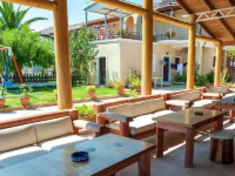 Seafront Apartments Hotels in Kávos