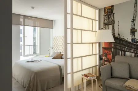 Eric Vökel Boutique Apartments - Hamburg Suites Отели рядом с достопримечательностью «Б-515»