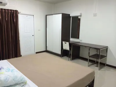 Baanna Place Hotel di 