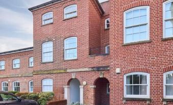 Host & Stay - Nunnery Fields