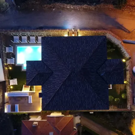 Cunda Pur Beyaz Hotel