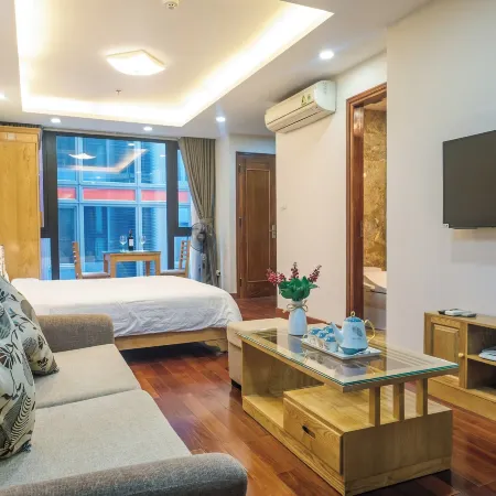 Nine Housing A10 Kim Ma Отели рядом с достопримечательностью «Парк Thu Le»