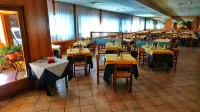 Hotel Holidays Hotel a Scanno