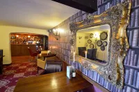 The Roundabout Hotel Hotels in Coldwaltham