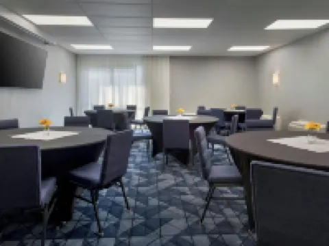 Courtyard Rye Hotels in Rye