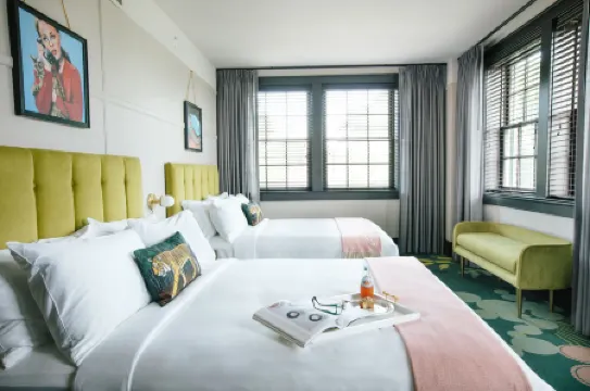 Hotel Clermont Atlanta, by Oliver